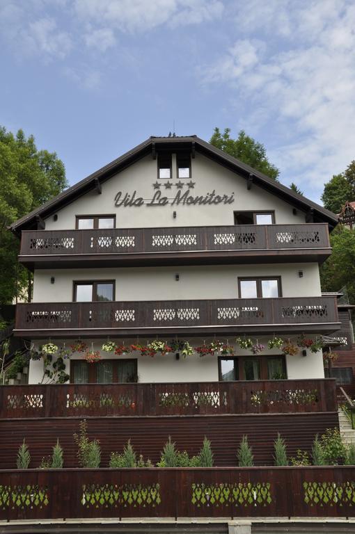 Hotel La Monitori à Sinaia Chambre photo